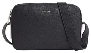 Calvin Klein Mini Bag "CK MUST PLUS CAMERA BAG"